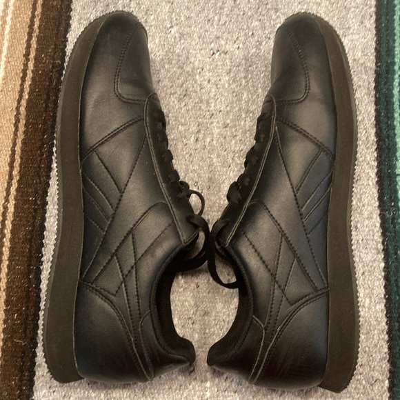 Reebok Classic Men's Black Sneakers - Picture 3 of 6
